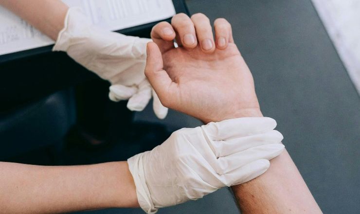 Perizia-del-medico-legale (pexels) - pianoinclinato.it