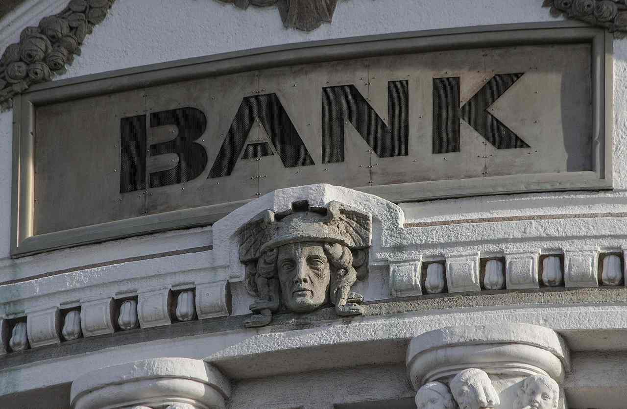 “Nemmeno un euro ai correntisti”: La banca del Nord Italia fa una carneficina | Migliaia di persone rimaste povere dopo il fallimento