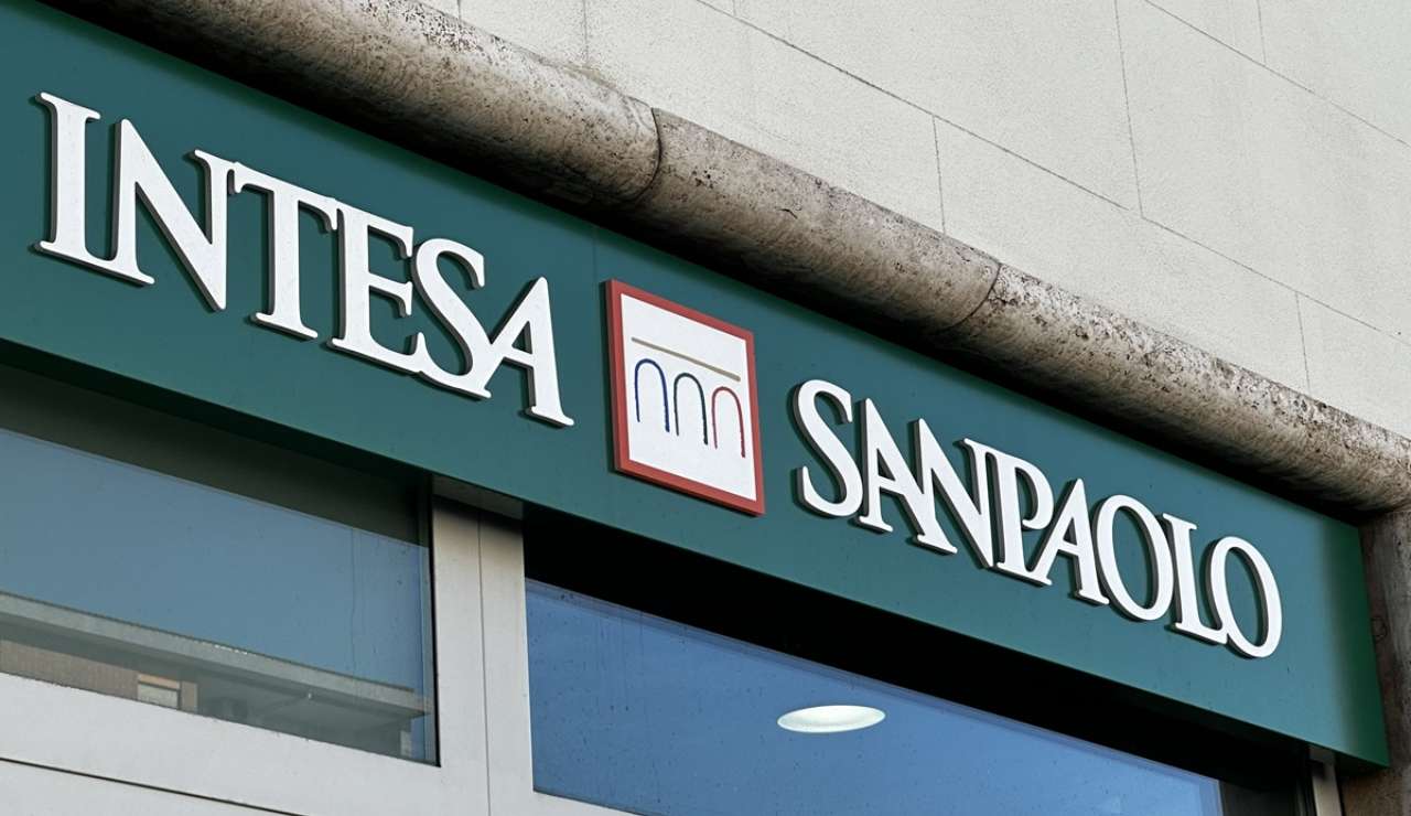 intesa-sanpaolo (web) - pianoinclinato.it