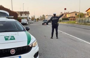 polizia posto di blocco