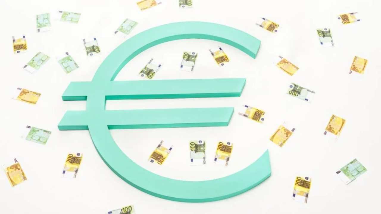 Arriva l’EURO DIGITALE in Italia: a cosa serve la nuova moneta digitale e perché è importante fare in fretta