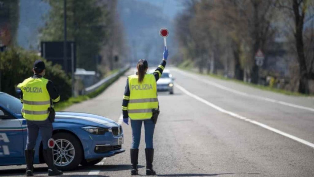 Codice della Strada: da giugno cambia di nuovo tutto ma in pochi lo sanno | Attenzione a non infrangere la normativa