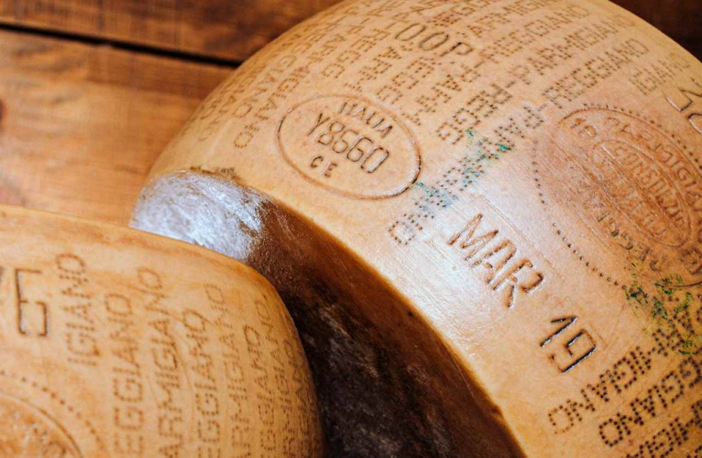 parmigiano muffa