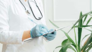 Commissione-medica-rinnovo-patente-Foto-di-Antoni-Shkraba-Studio-da-Pexels-PianoInclinato