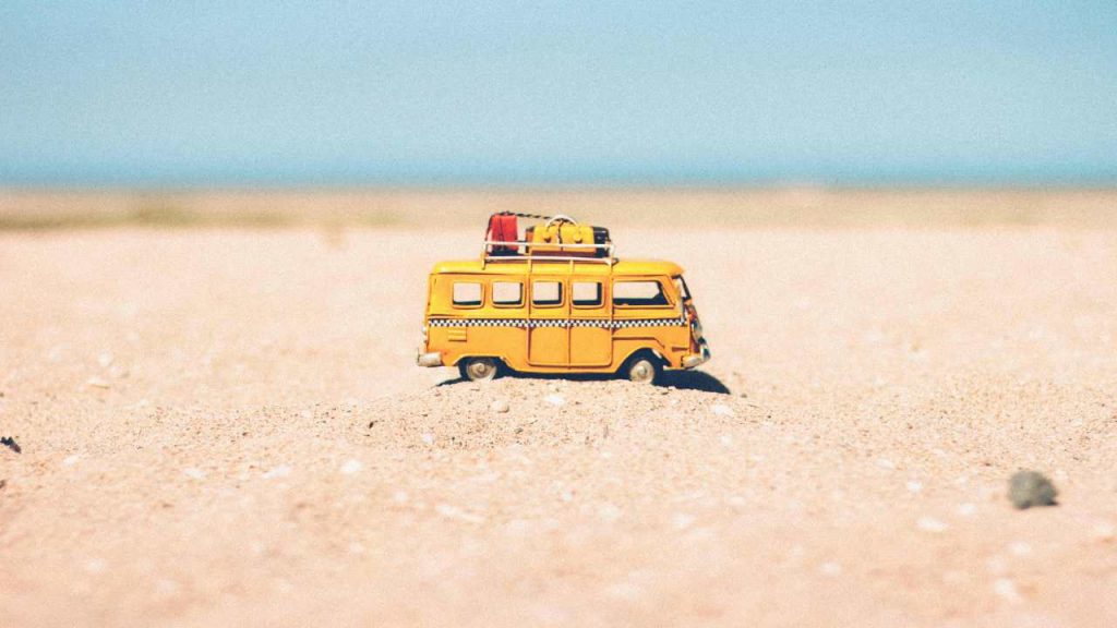 Vacanze, 1 italiano su 2 non le farà: il 90% dentro i confini nazionali | L’estero ancora un miraggio