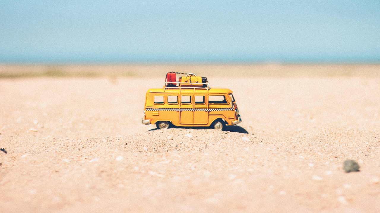 Vacanze, 1 italiano su 2 non le farà: il 90% dentro i confini nazionali | L’estero ancora un miraggio