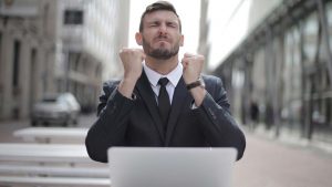 Incentivi-Partita-Iva-Foto-di-Andrea-Piacquadio-da-Pexels-PianoInclinato